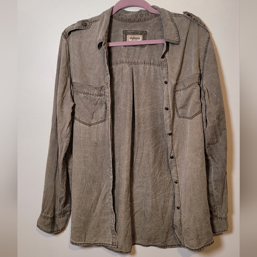 Express Boyfriend Shacket Button Down Size Large - image 1